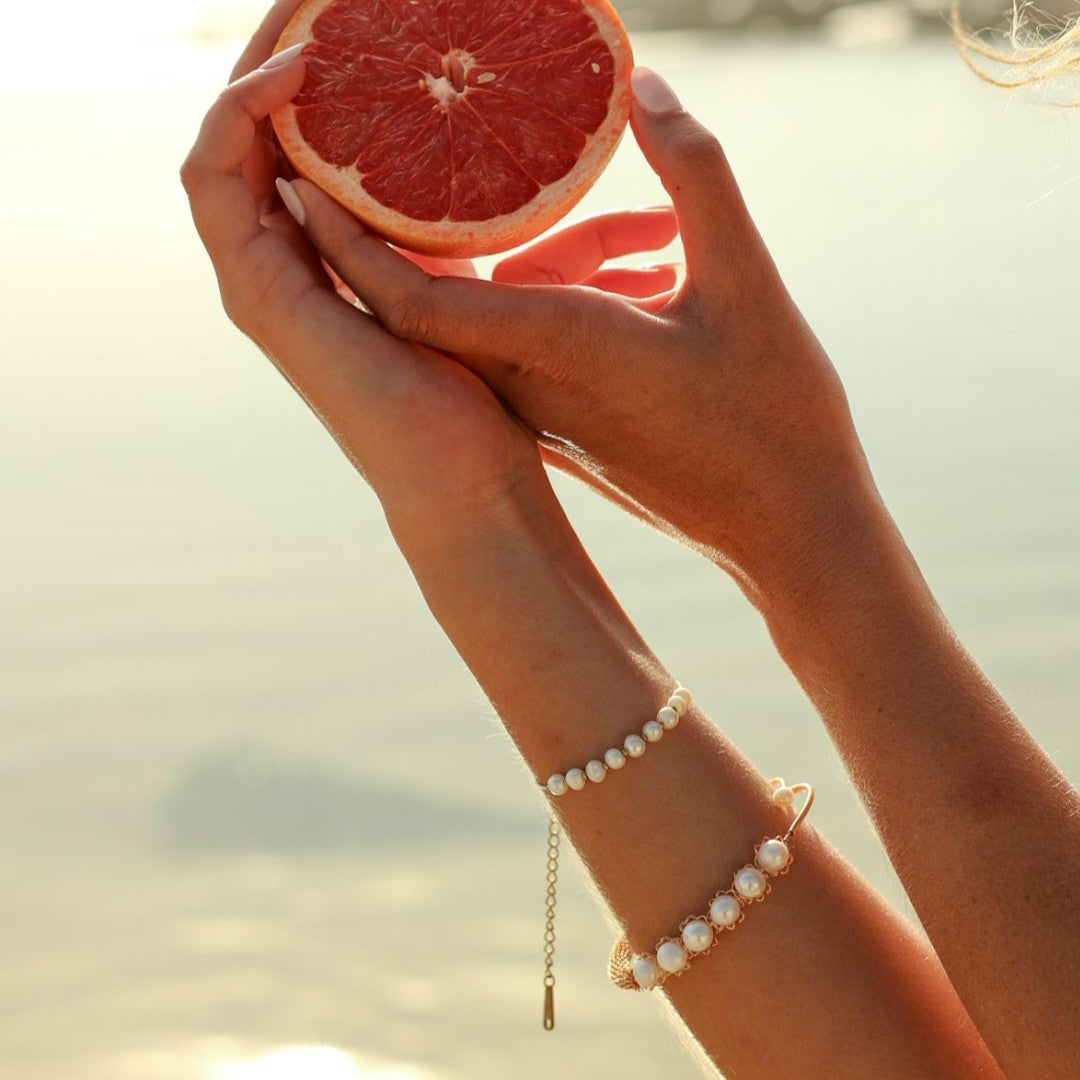 Wire Pearl Bangle