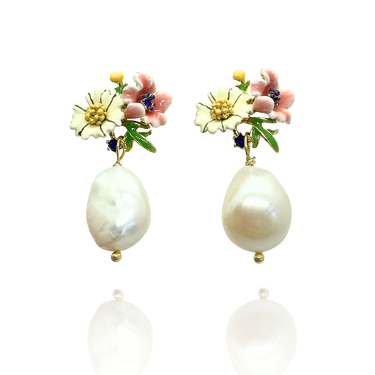 Bloom Pearl Earrings - Pink